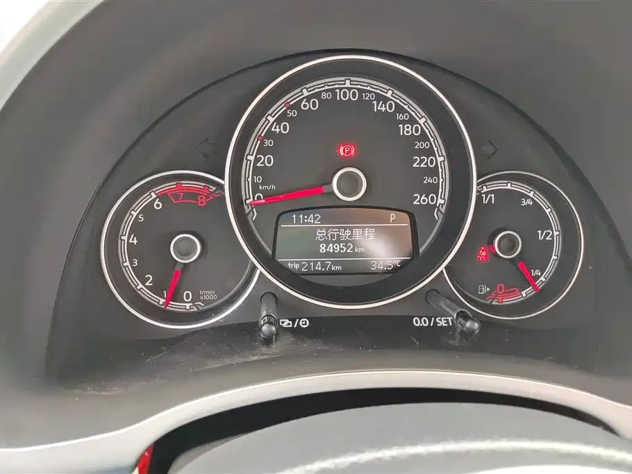 Beetle 180 TSI Style Joy