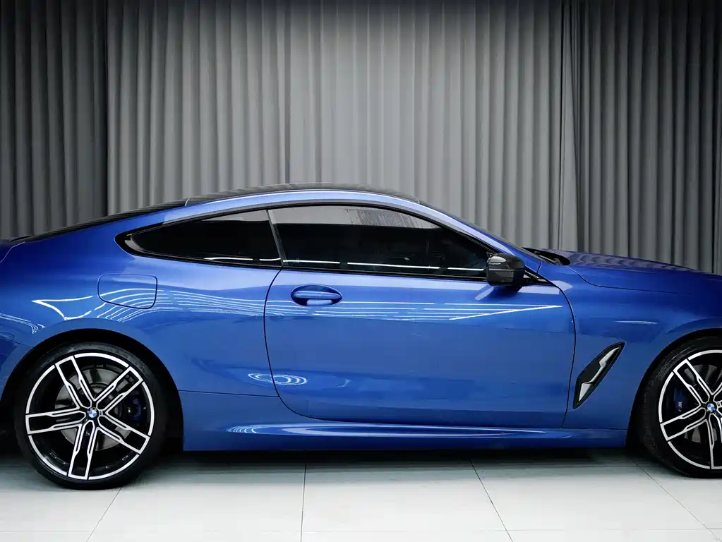 BMW 8 Series 840 i 2-door Coupe M Sport Package