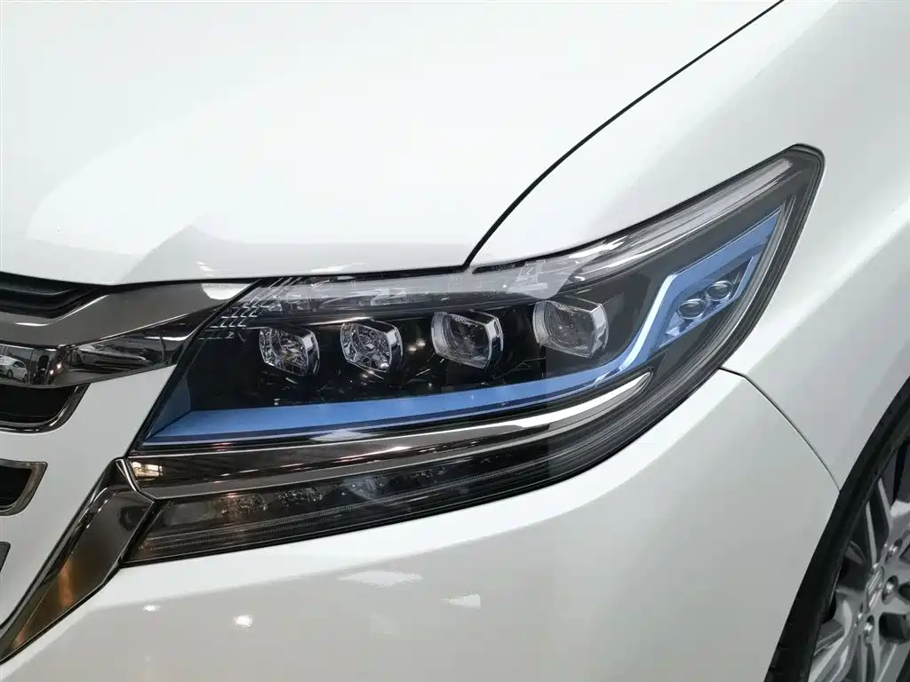 Elysion 2.0 L Hybrid Luxury