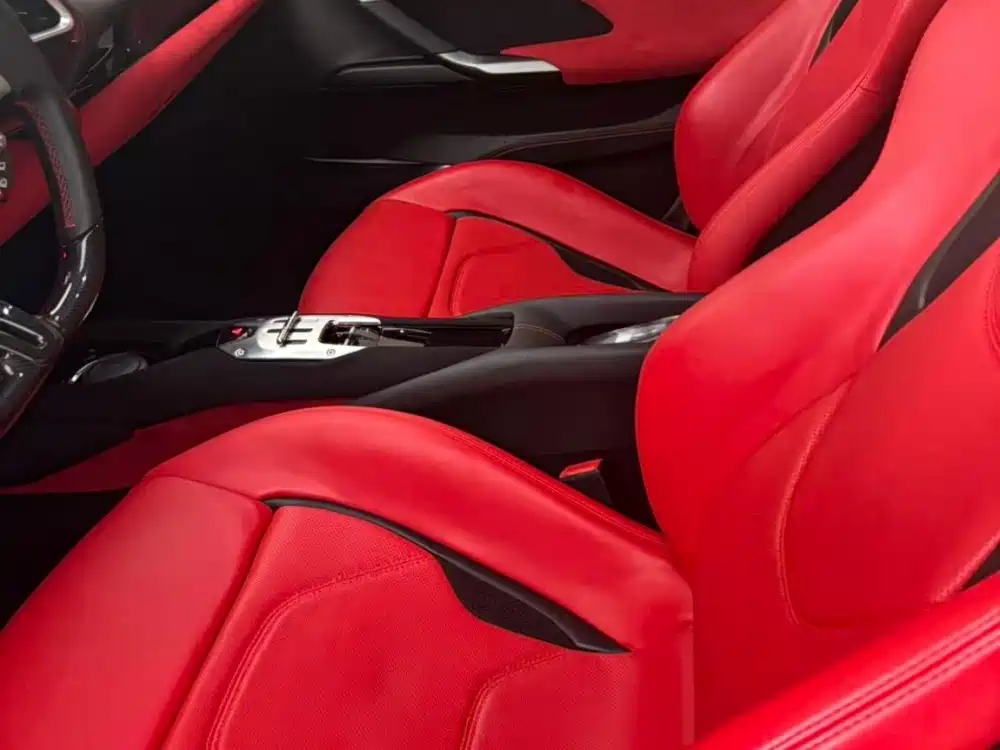 Ferrari 296 3.0 T V6 GTB