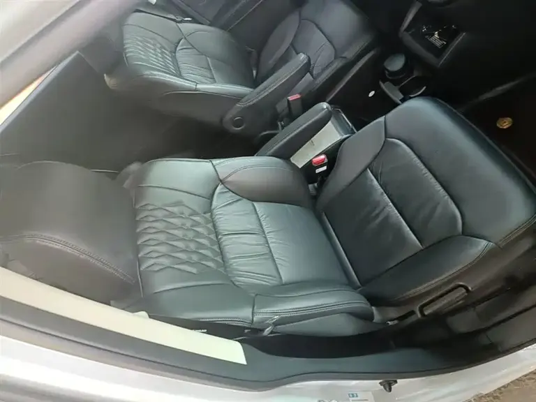 Honda Elysion 2.0 L e:HEV Luxury