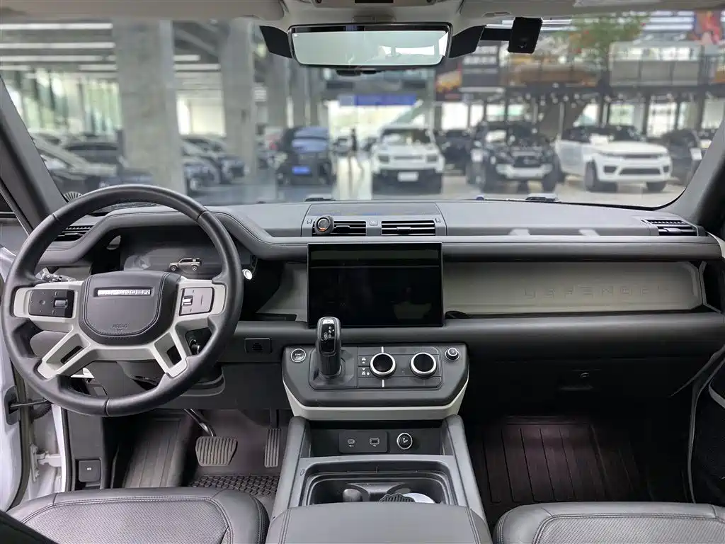 Land Rover Defender Facelift 110 3.0 T P400 Dark Special Edition