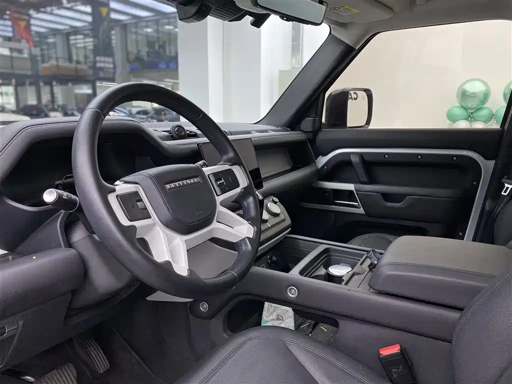 Land Rover Defender Facelift 110 3.0 T P400 Dark Special Edition