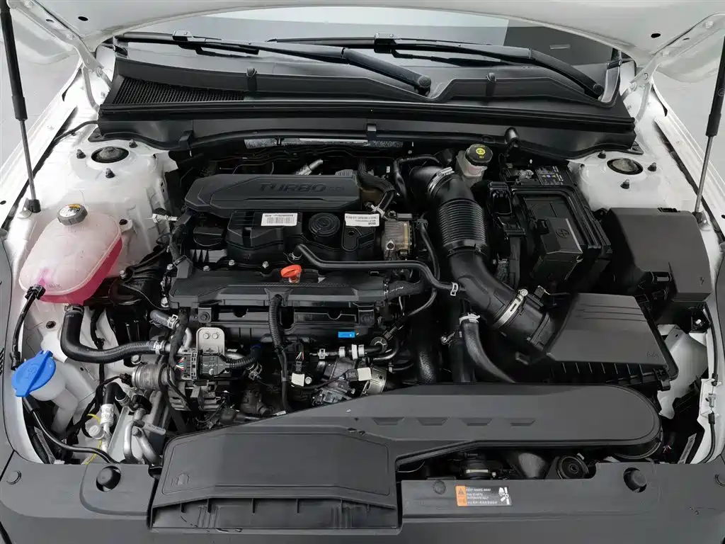 Kia K5 270 T CVVD Refreshed