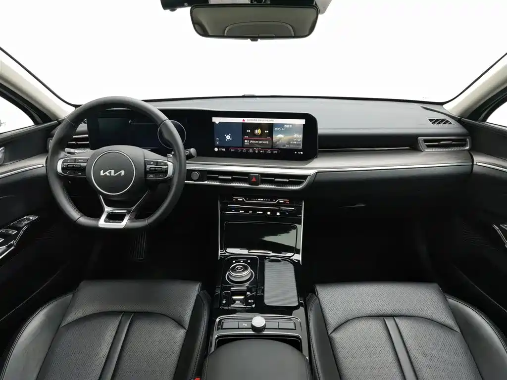Kia K5 270 T CVVD Refreshed