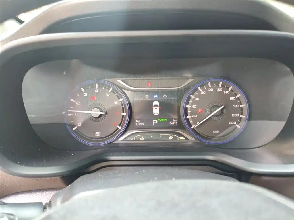 GAC Trumpchi GS3 传祺GS3 2017款 200 T 自动豪华版