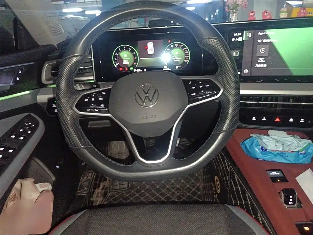 Lamando Lamando L 280 TSI DSG Spicy Cool