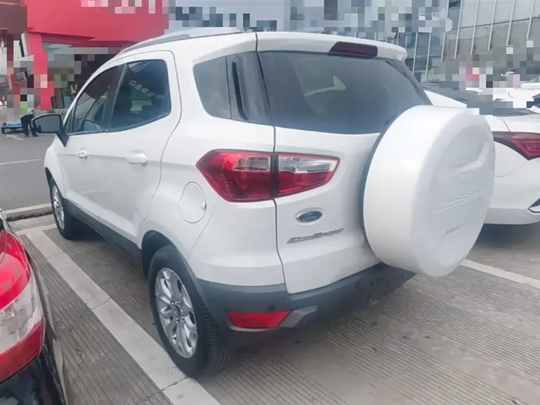 Ford EcoSport 1.5 L Auto Distinguished