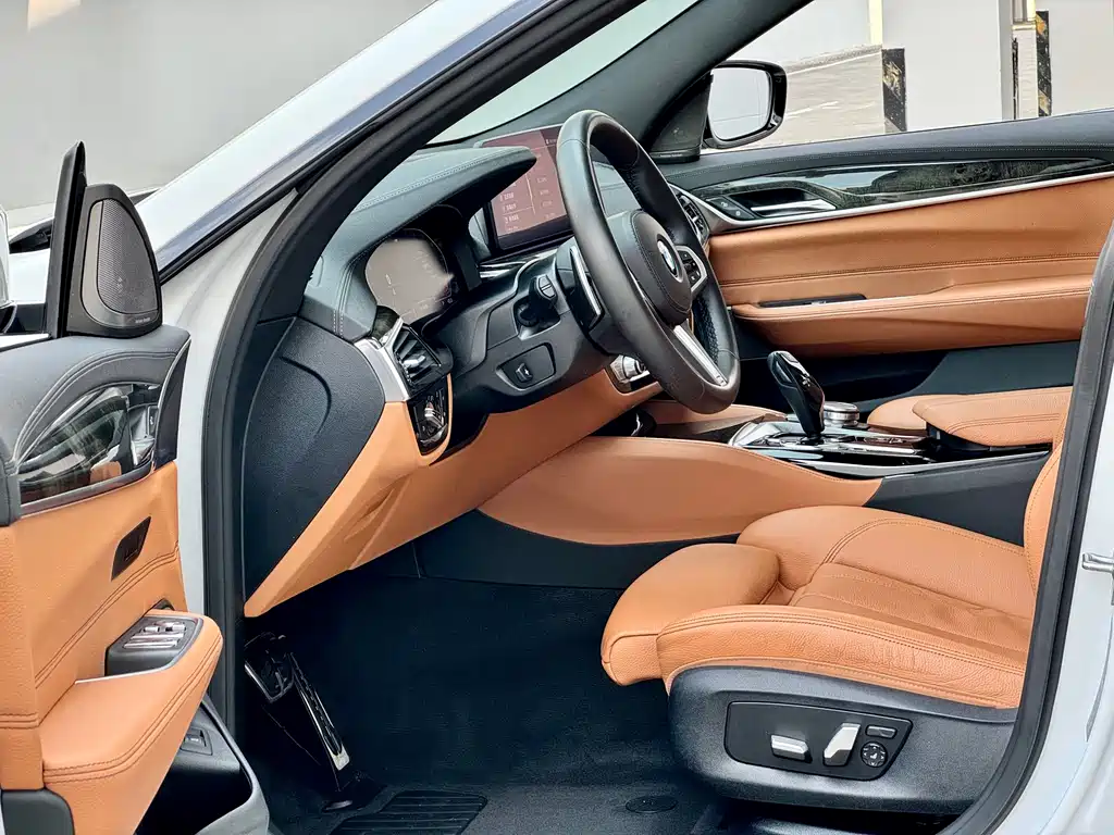 BMW 6 Series GT 630 i M Sport Package
