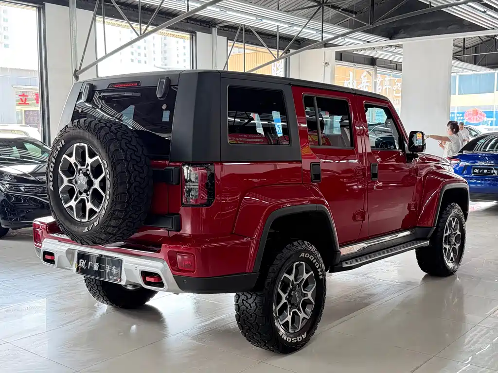 BAIC BJ40 PLUS 2.3 T Auto 4 WD Premium CN-VI