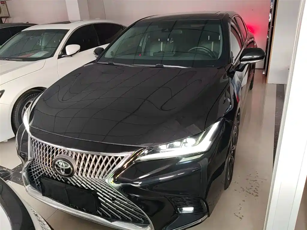 Avalon 2.5 L Luxury