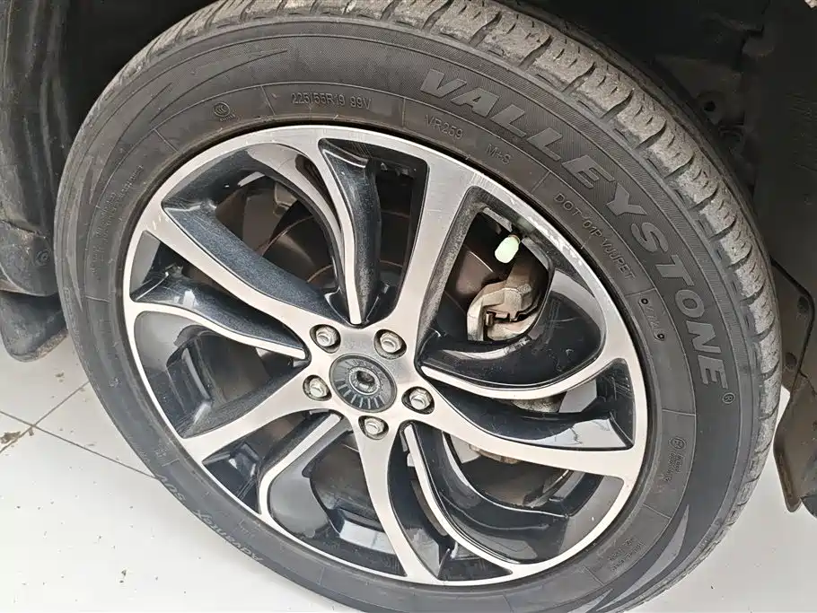 Haval H6 Coupe Red Label 1.5 T Auto 2 WD Super Luxury