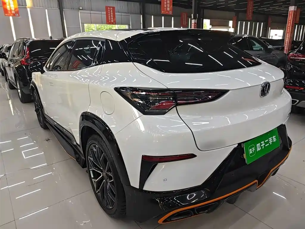 Changan UNI-T 1.5 T Distinguished