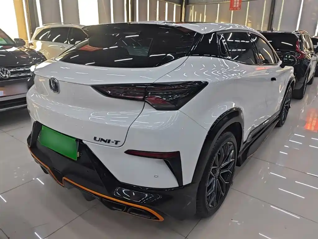 Changan UNI-T 1.5 T Distinguished