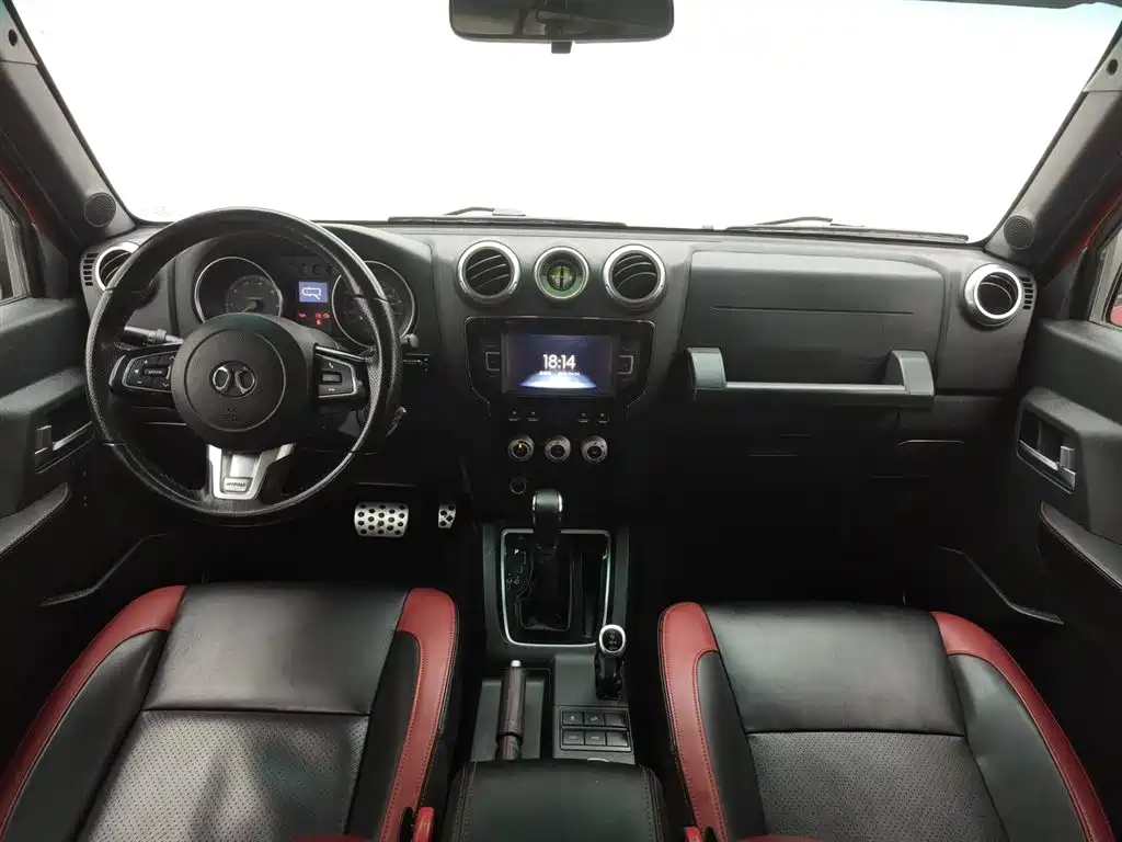 BAIC BJ40 40 L 2.3 T Auto 4 WD Rally Champion