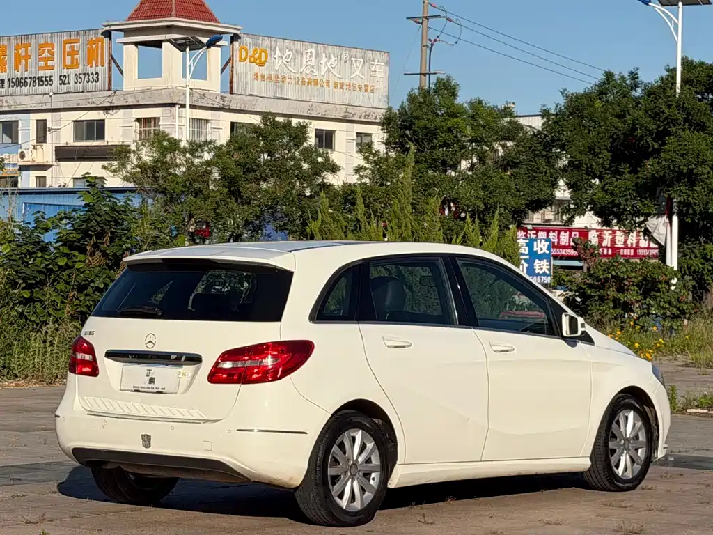 Mercedes-Benz B-Class B 180