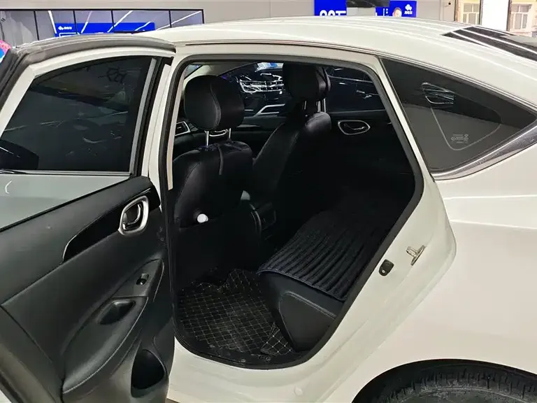 Nissan Sylphy 1.6 XV CVT Smart Enjoyment