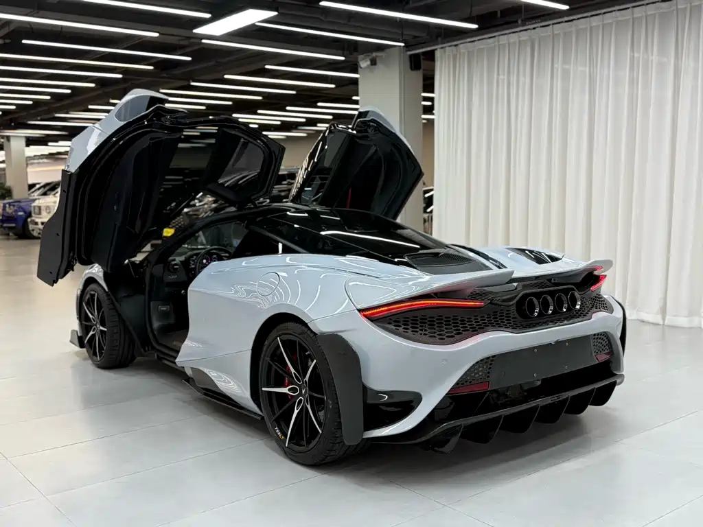 McLaren 720 S 4.0 T Coupe