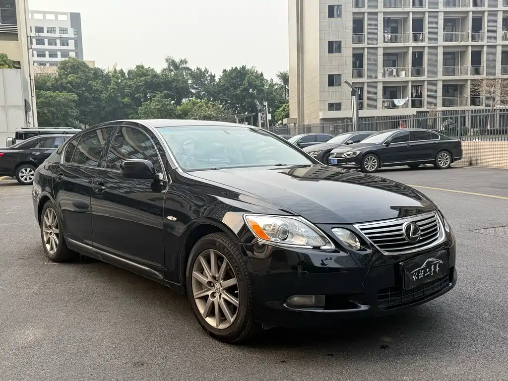 Lexus GS 300