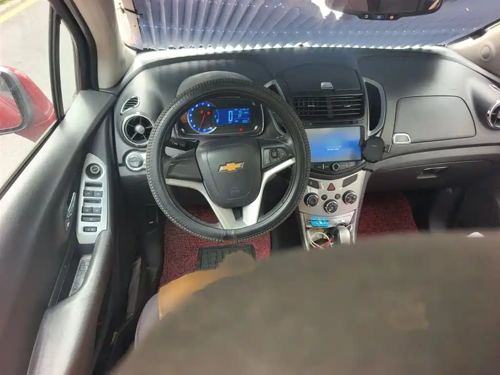 Tracker 1.4 T Auto 2 WD Luxury