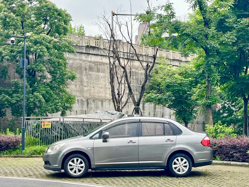 Venucia D50 1.6 L Manual Fashion