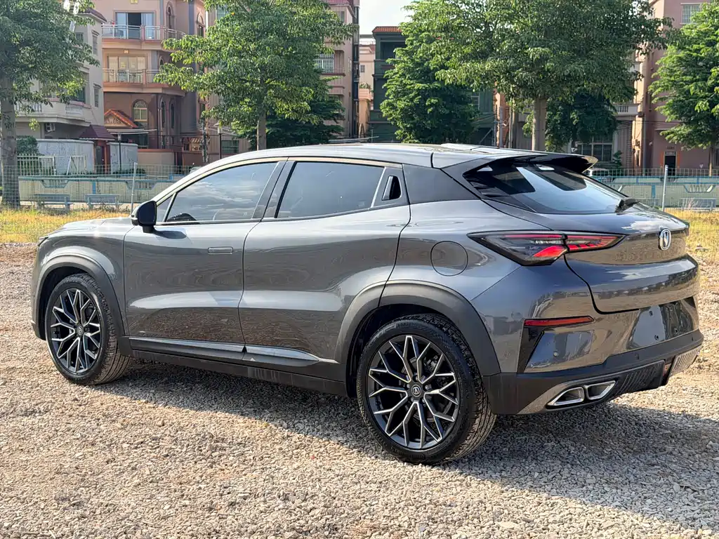 Changan UNI-T 1.5 T Sport Flagship