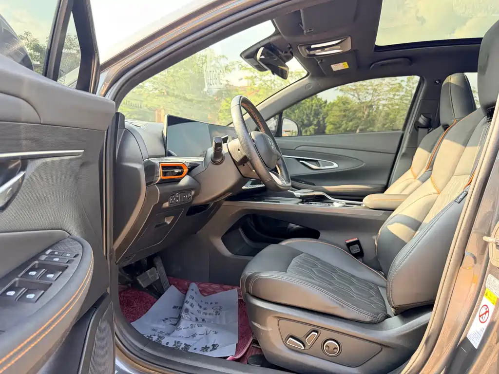 Changan UNI-T 1.5 T Sport Flagship