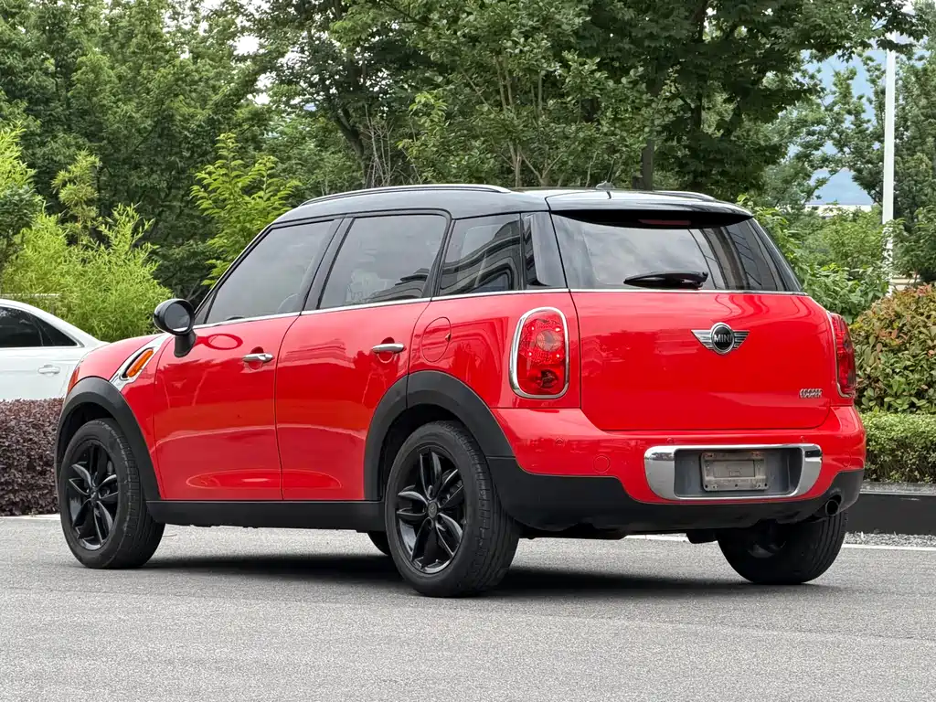 MINI COUNTRYMAN 1.6 L COOPER Fun