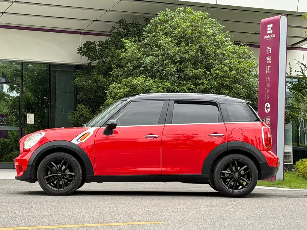 MINI COUNTRYMAN 1.6 L COOPER Fun