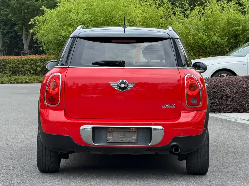 MINI COUNTRYMAN 1.6 L COOPER Fun