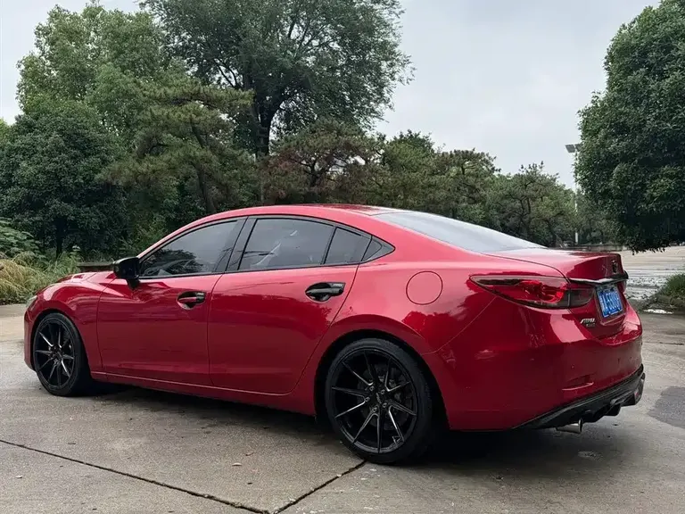 Mazda Atenza 2.0 L Blue Sky Luxury
