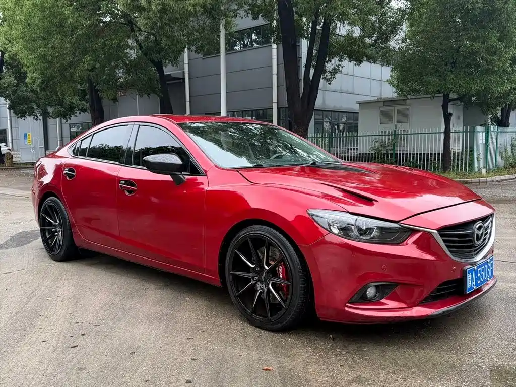 Atenza 2.0 L Blue Sky Luxury