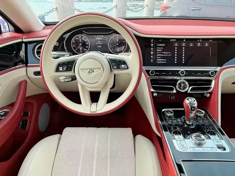 Bentley Flying Spur 飞驰 2023款 4.0 T V8 S