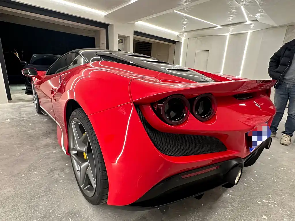 Ferrari F8 Tributo 3.9 T V8