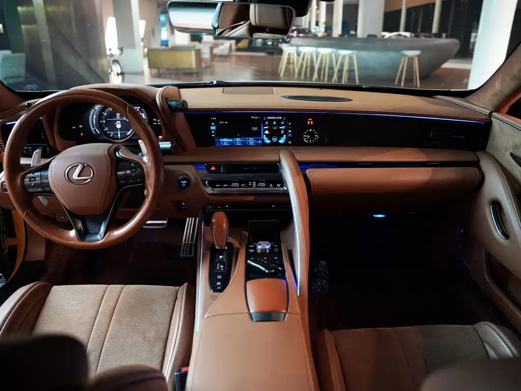 Lexus LC 雷克萨斯LC 2018款 500 h 运动版