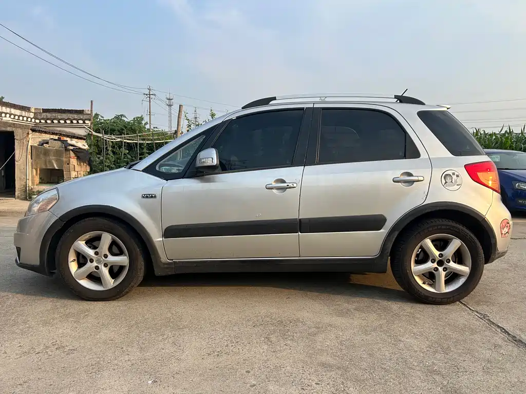 SX4 Hatchback 1.8 L Auto Sport