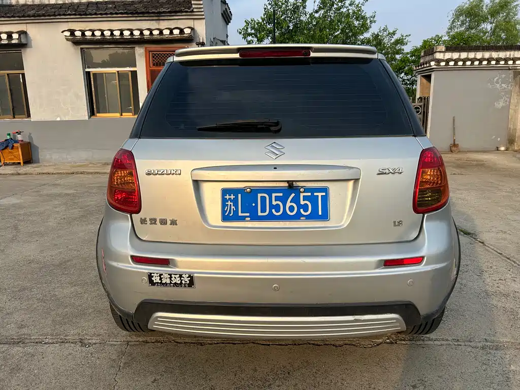 SX4 Hatchback 1.8 L Auto Sport