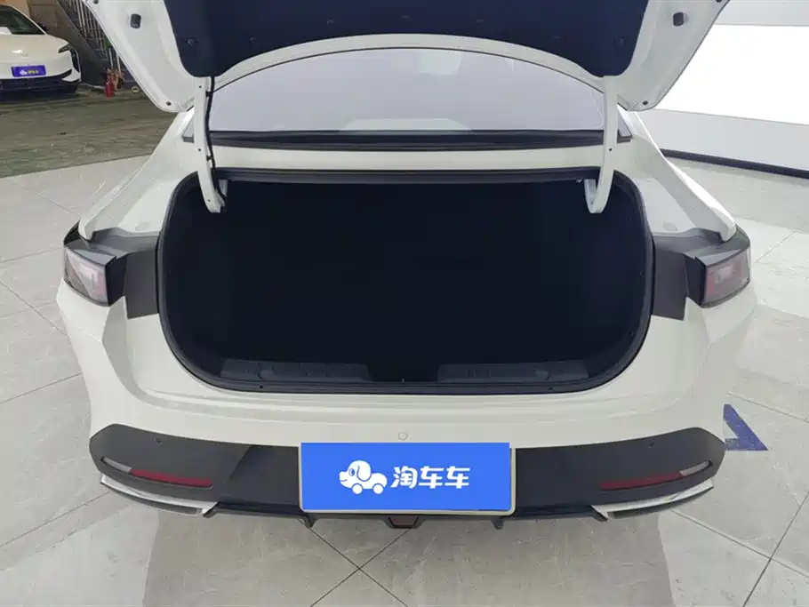 Eado 1.5 T GDI Auto Distinguished