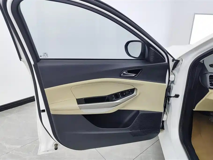 Escort Facelift 1.5 L Manual Comfort