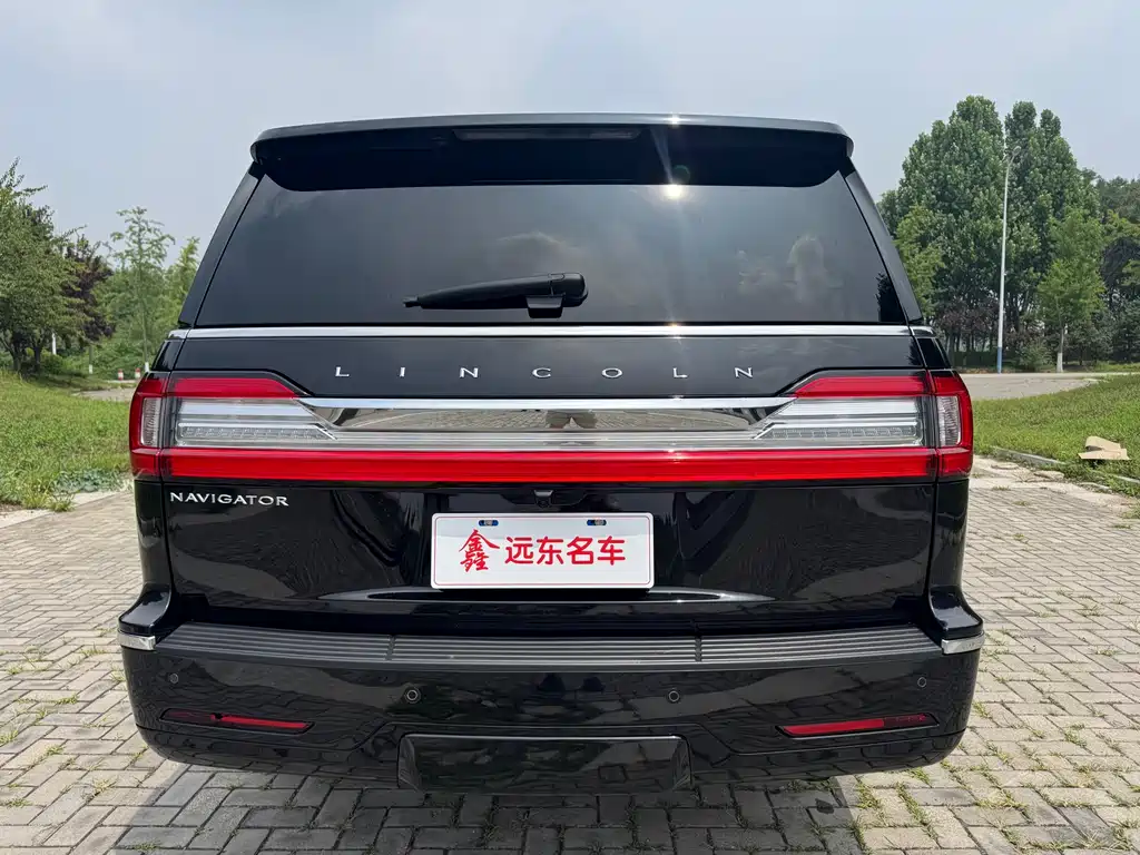 Navigator 3.5 T Honor Shine