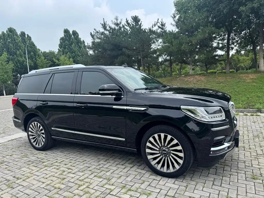 Navigator 3.5 T Honor Shine