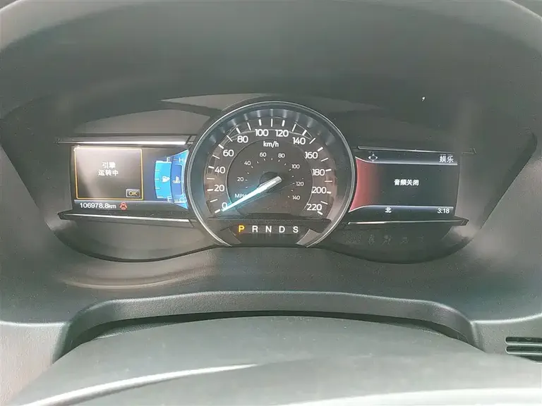 Ford Explorer (Import) 2.3 T Style