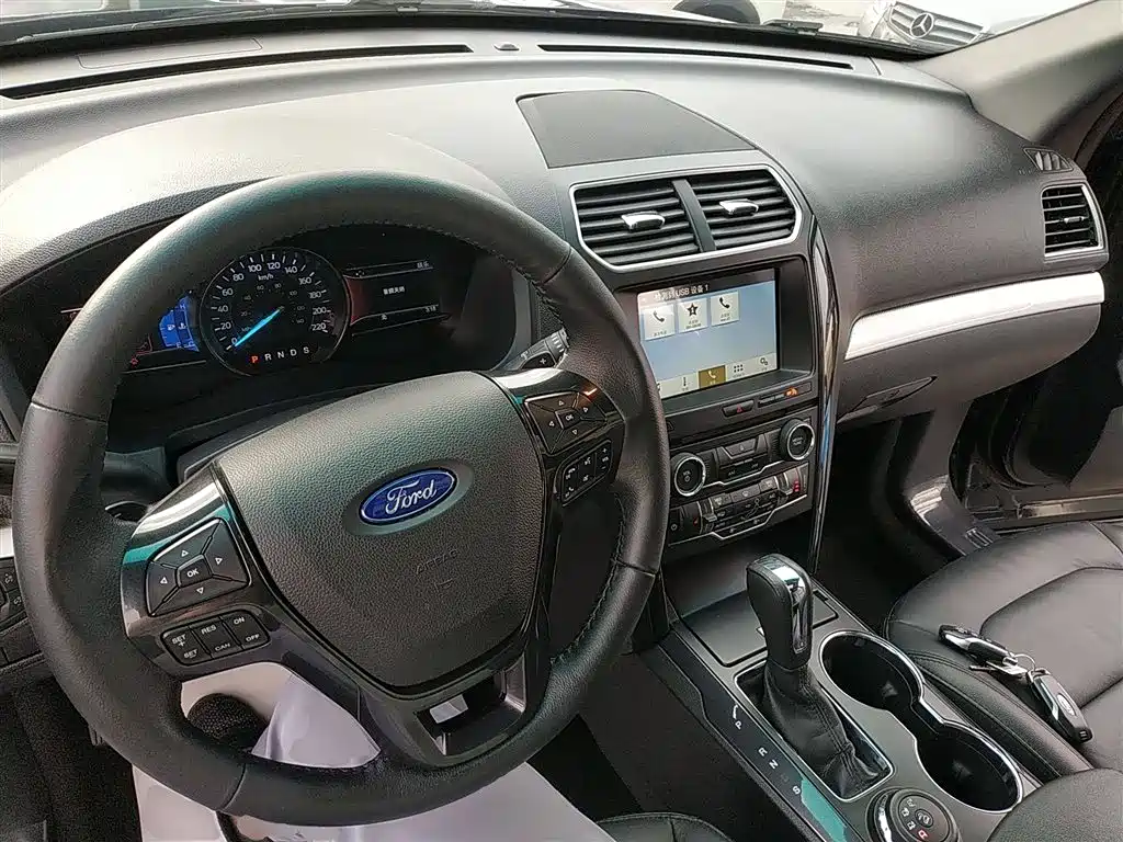 Explorer (Import) 2.3 T Style