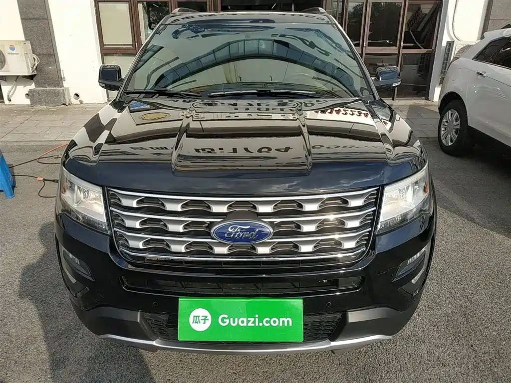 Explorer (Import) 2.3 T Style