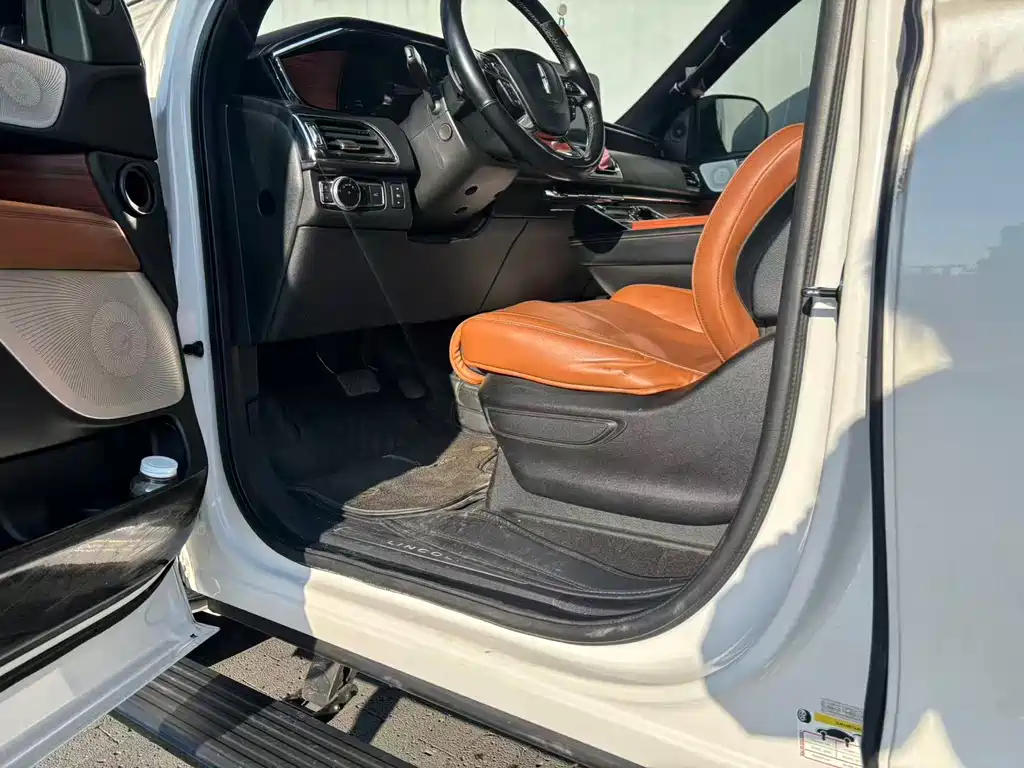 Navigator 3.5 T Honor Shine CN-V