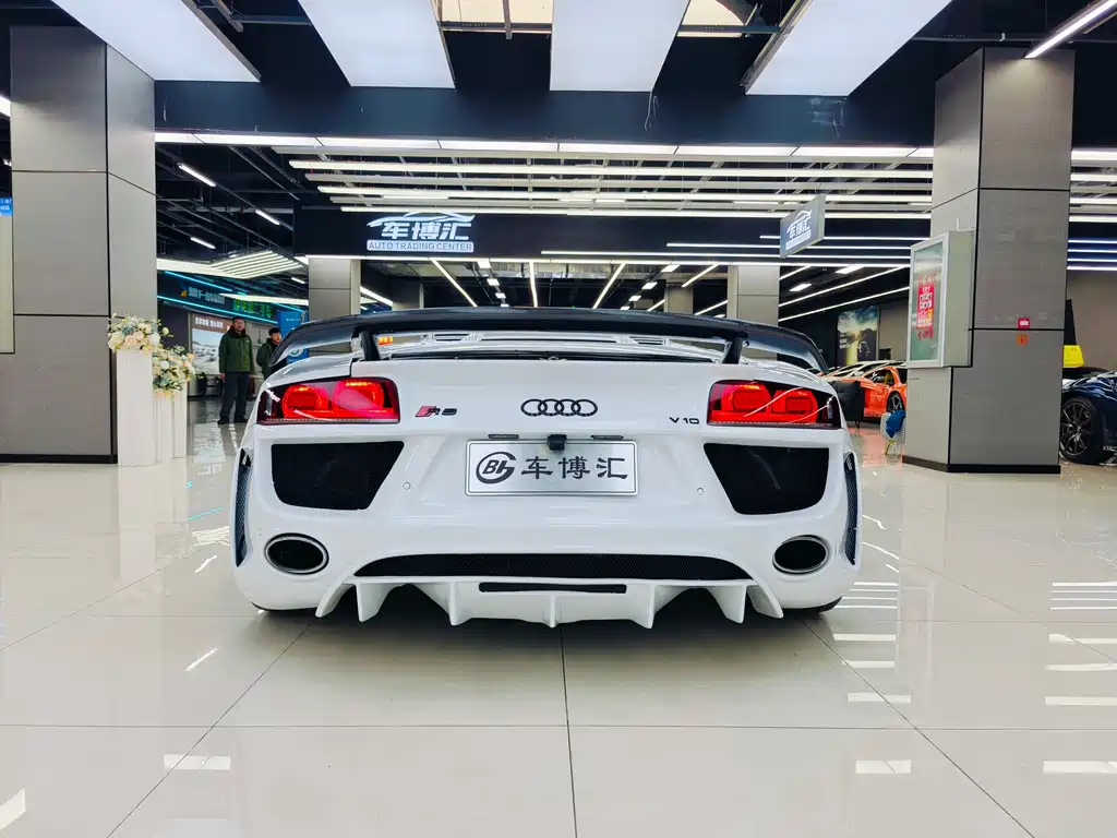 Audi R8 Spyder 5.2 FSI quattro