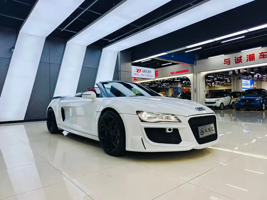 Audi R8 Spyder 5.2 FSI quattro