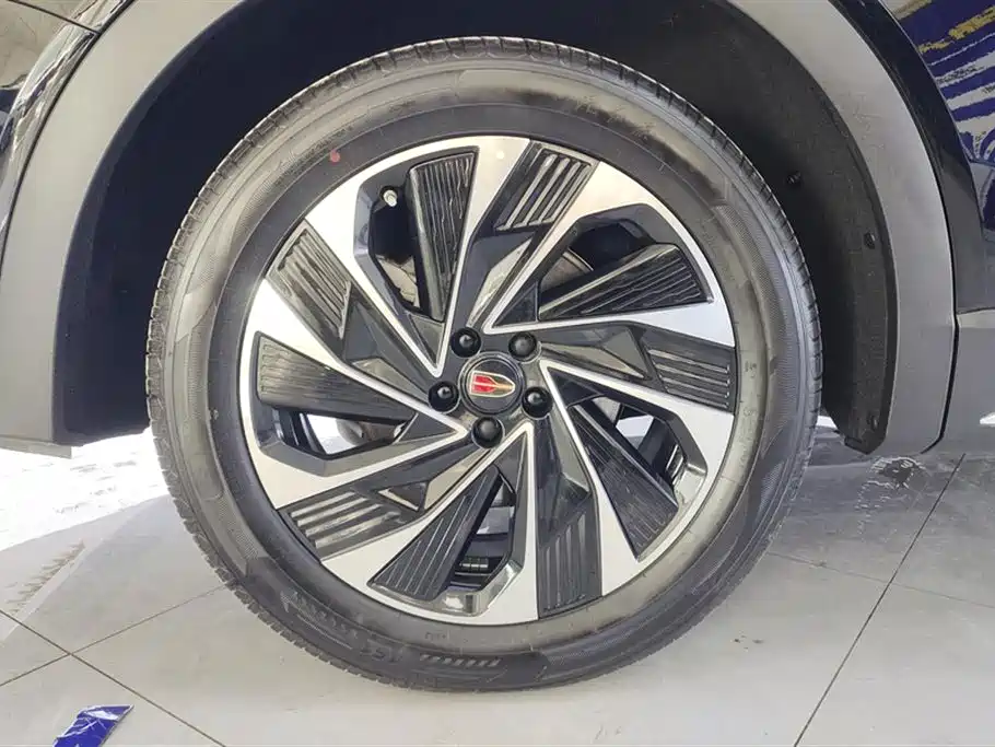 Hongqi HS7 PHEV 2.0 T PHEV 4 WD Flagship Smooth 6-seat