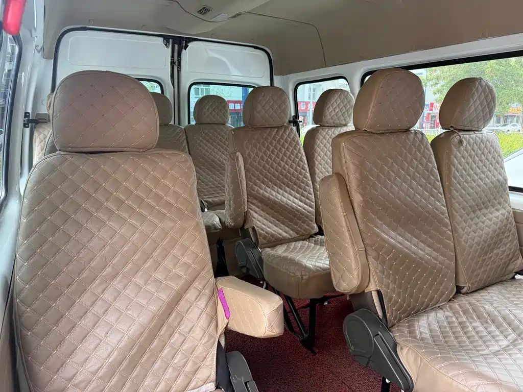 Transit Custom 特顺 2017款 2.4 L商务型长轴中顶14/15座4 G69 S4 N