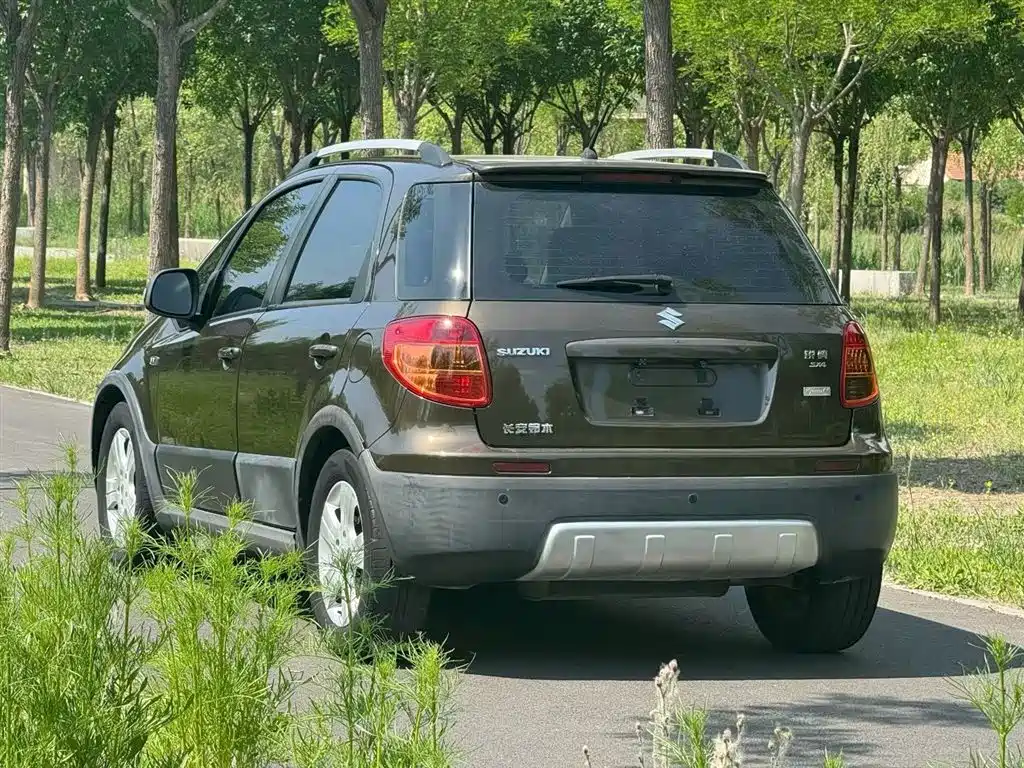SX4 Sharp Ride 1.8 L Auto Sport